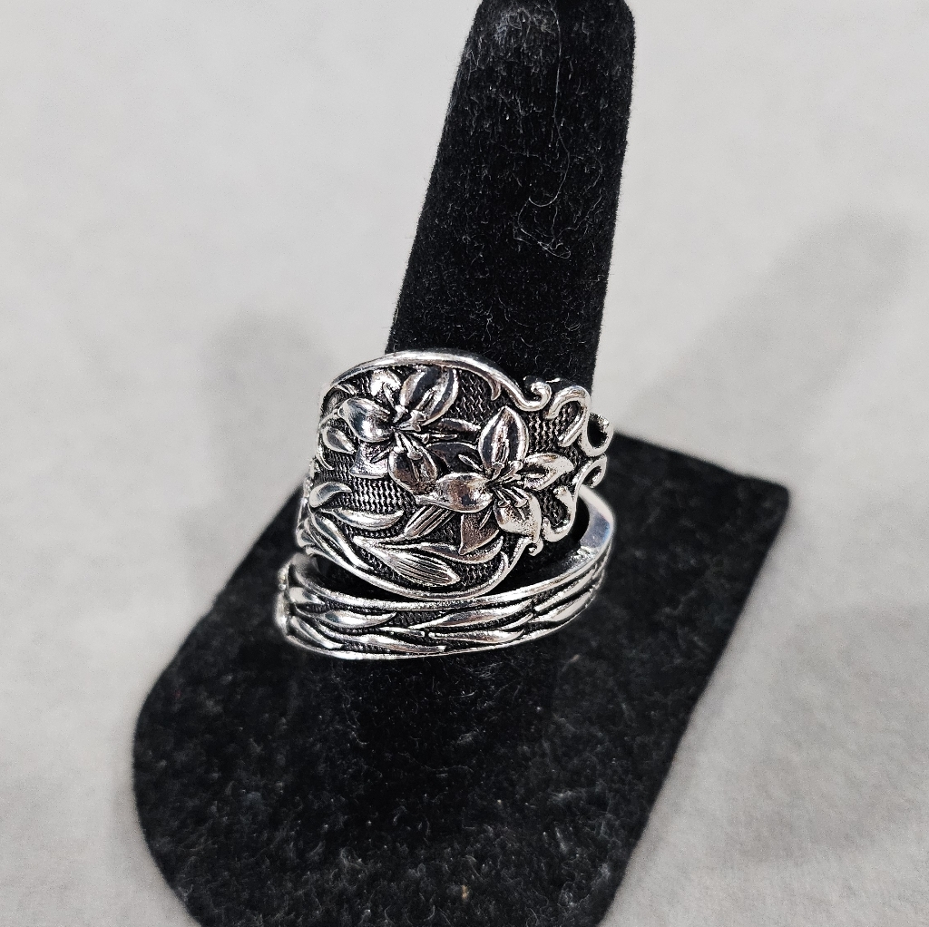 Vintage Old English Spoon Ring